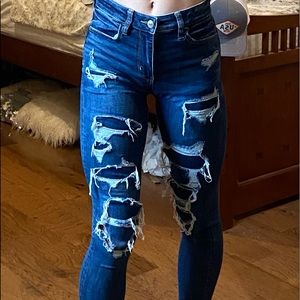 american eagle high rise ripped jeans